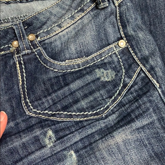 🎊Host Pick🎊Almost Famous Destructed Jeans Sz 9 - Picture 3 of 7